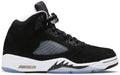 Air Jordan 5 Retro 'Oreo' 2021.                                   PRE-OWNED